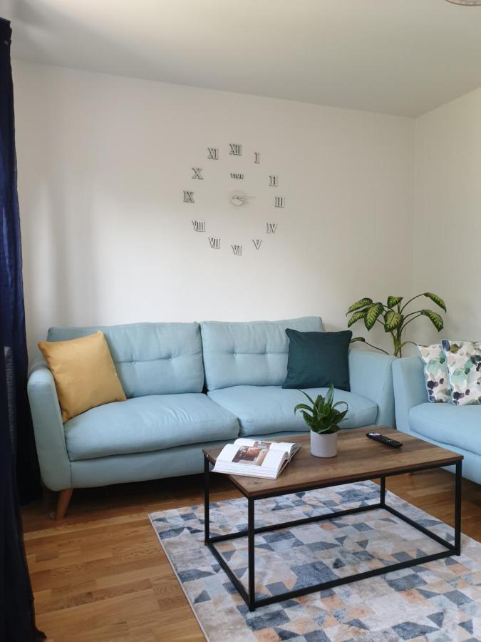 Cheerful 1 Private Room-Ensuite With Free Parking Silverdale  Exterior foto